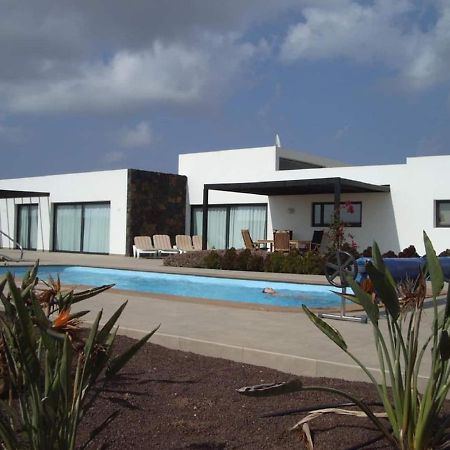Villa Wind Wave 28B - Heated & Shared Pool La Oliva Exterior foto